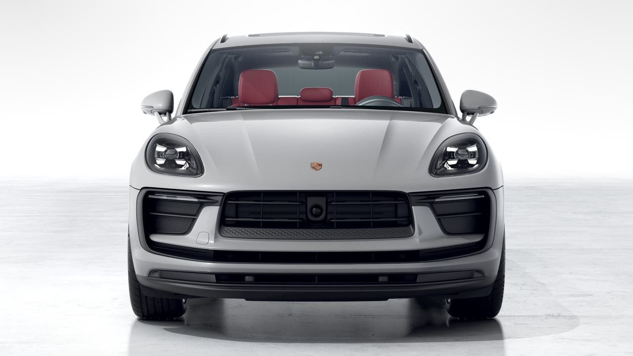 New 2026 Chalk Porsche  image 8