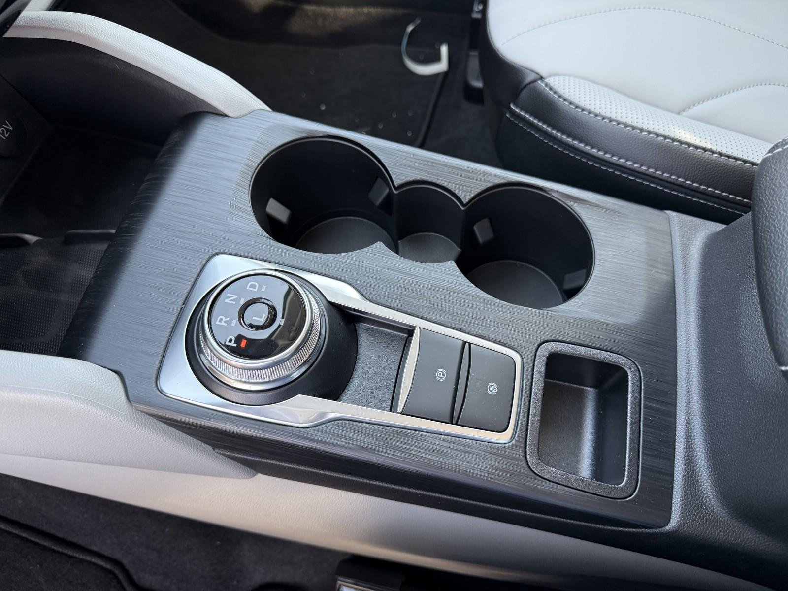 2025 Ford Escape Plug-in hybrid PHEV - Photo 30