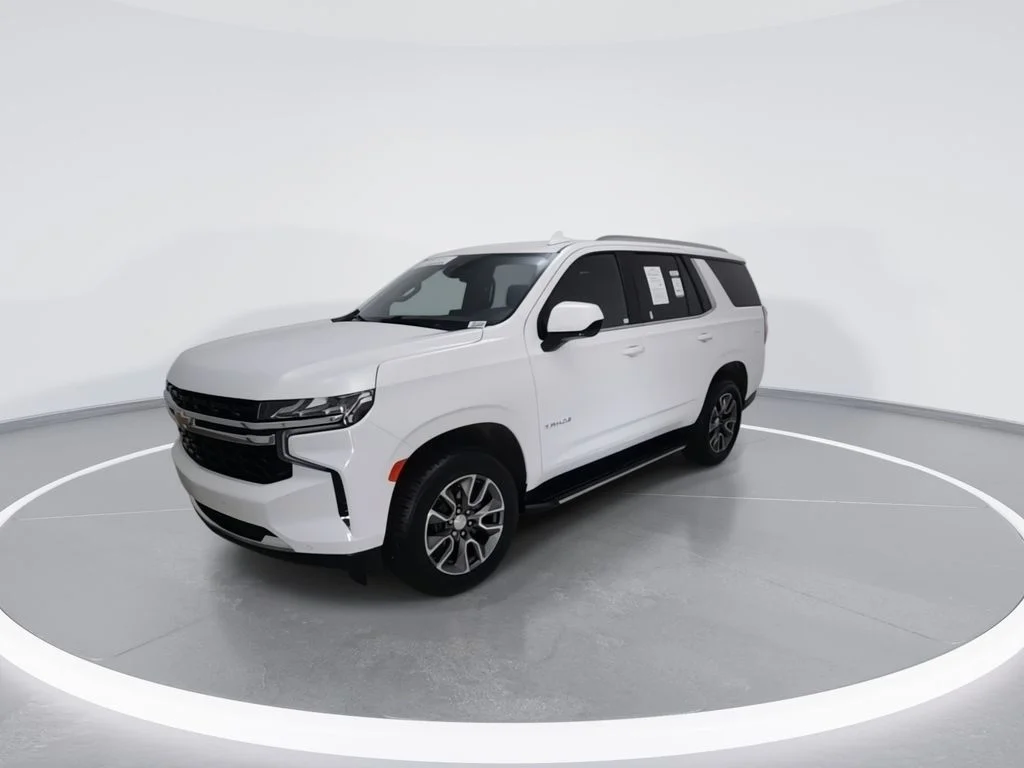 Used 2023 White Chevrolet LS image 3