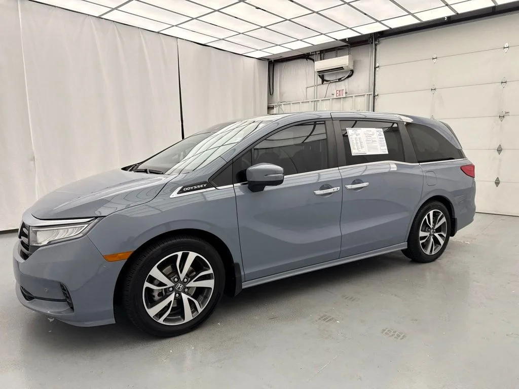 Used 2023 Gray Honda Touring image 4