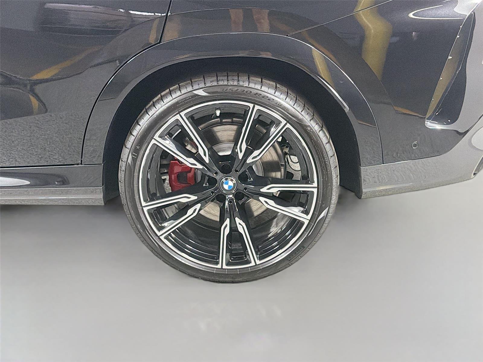 New 2027 Black Sapphire Metallic BMW M60i image 29