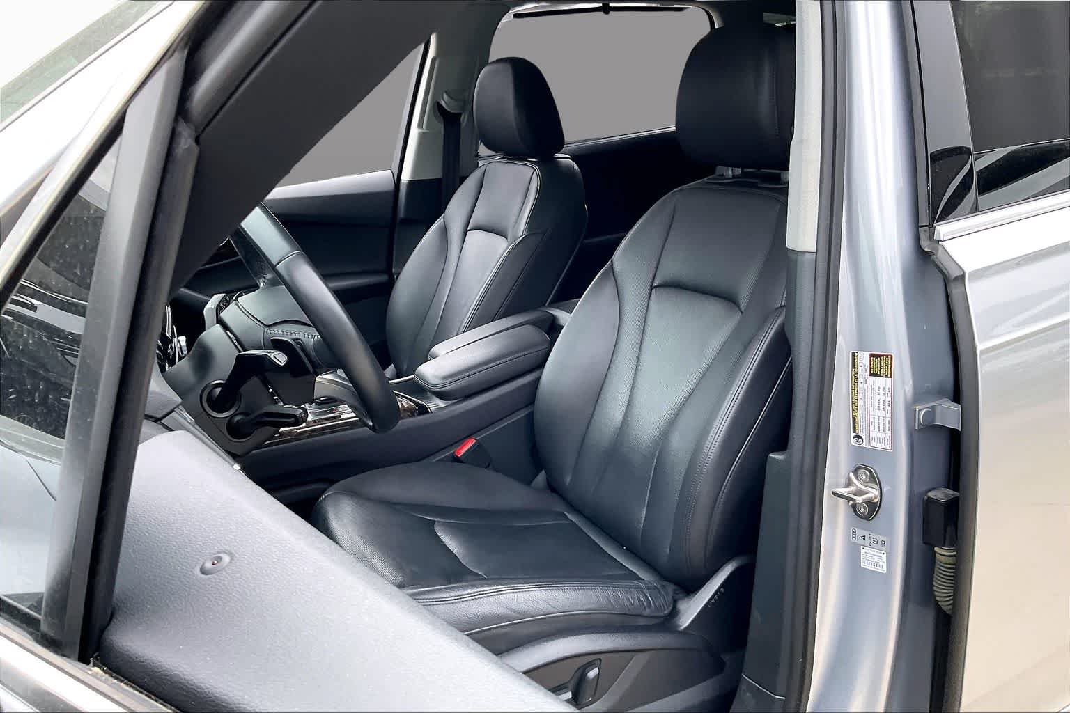 Used 2018 Florett Silver Metallic Audi Prestige image 8