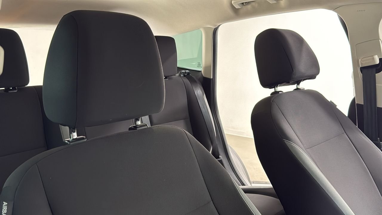 Used 2016 Gray Ford S image 19