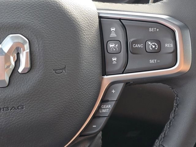 New 2026 Diamond Black Crystal Pearl-Coat Exterior Paint RAM Big Horn/Lone Star image 22