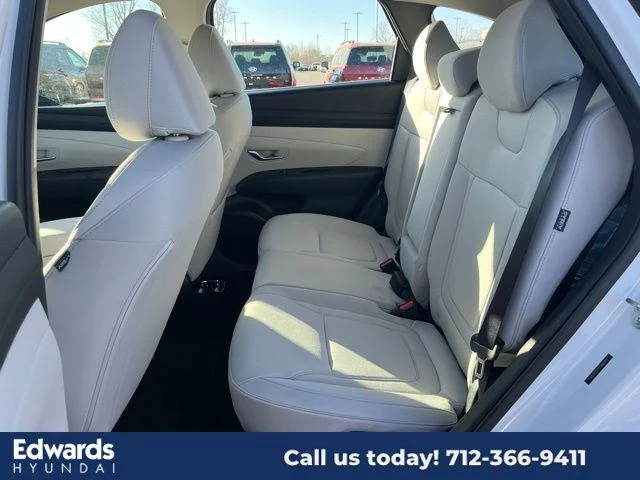 New 2025 White Hyundai SE image 10