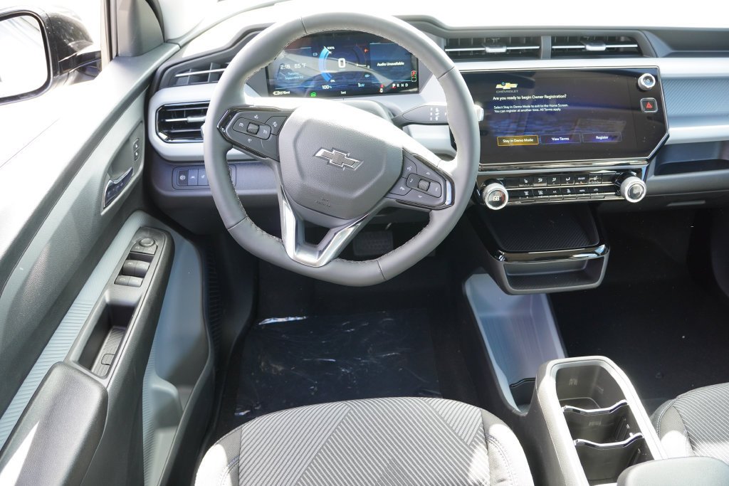2027 Chevrolet Bolt LT - Photo 13