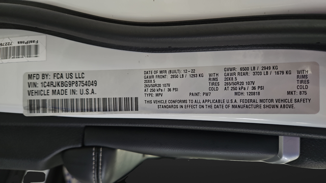 Used 2023 Bright White Clearcoat Jeep Limited image 36