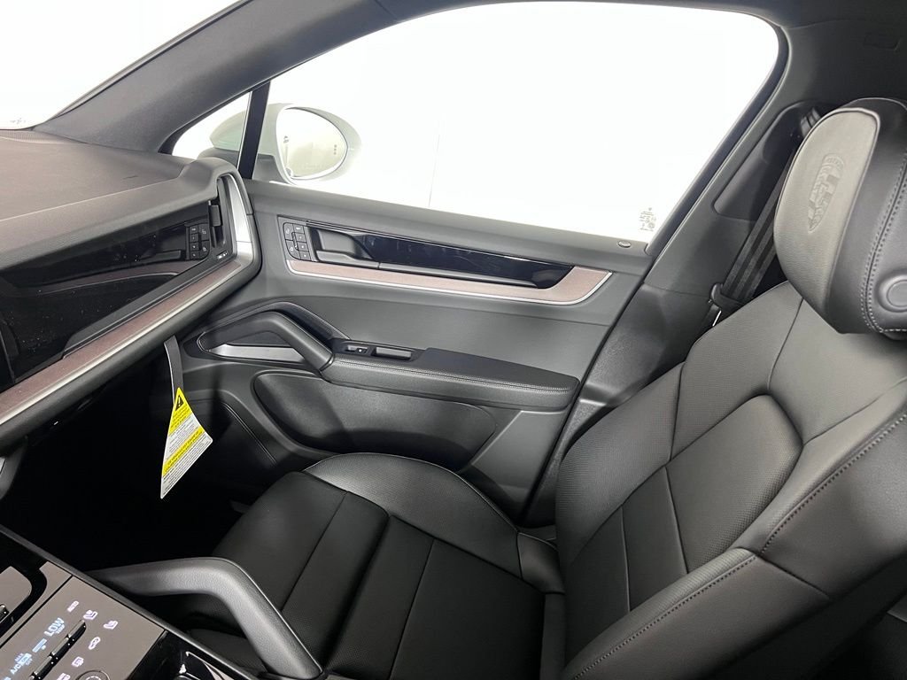 New 2026 White Porsche  image 30