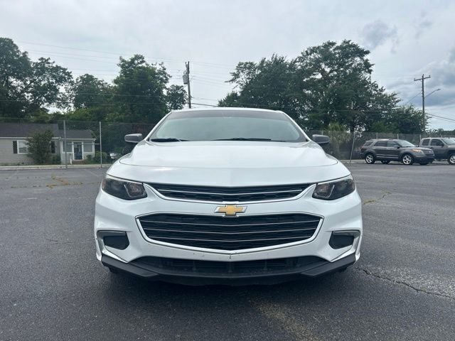 Used 2016 White Chevrolet LS image 7
