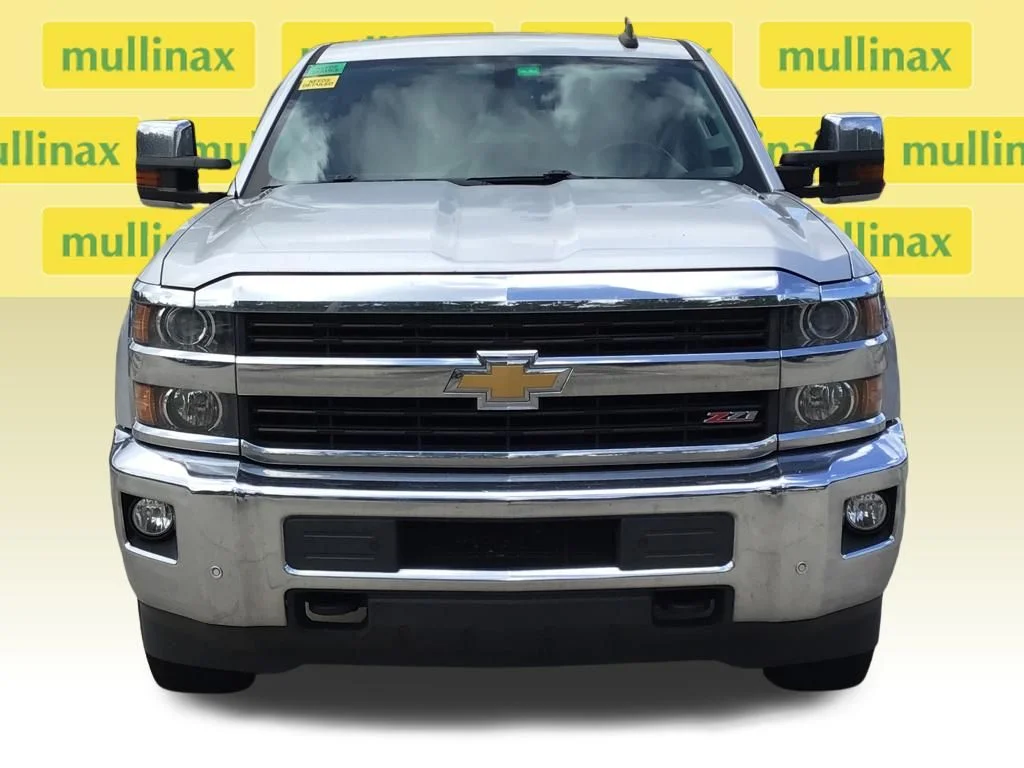 Used 2015 Silver Chevrolet LTZ image 24