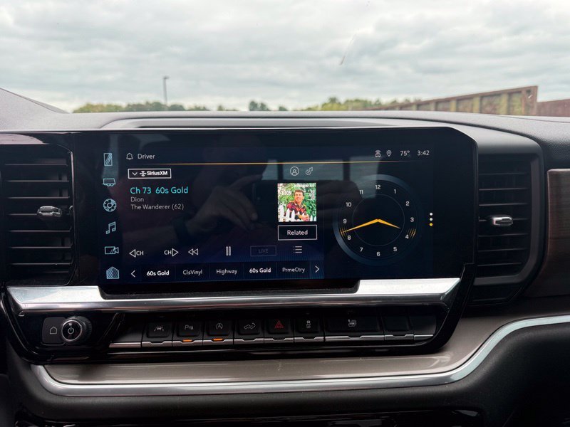 Used 2022 Black Chevrolet High Country image 12