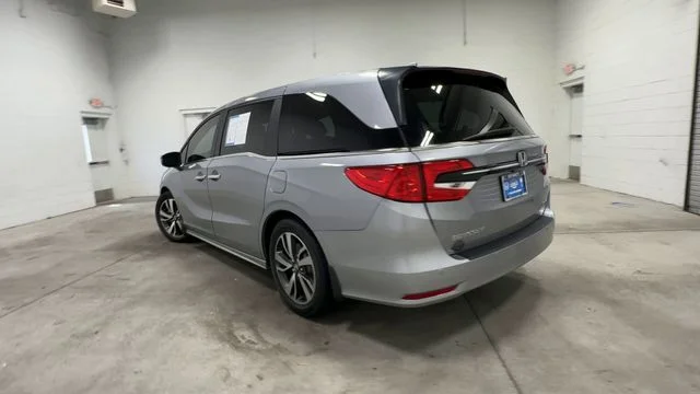 2023 Honda Odyssey Touring - Photo 9