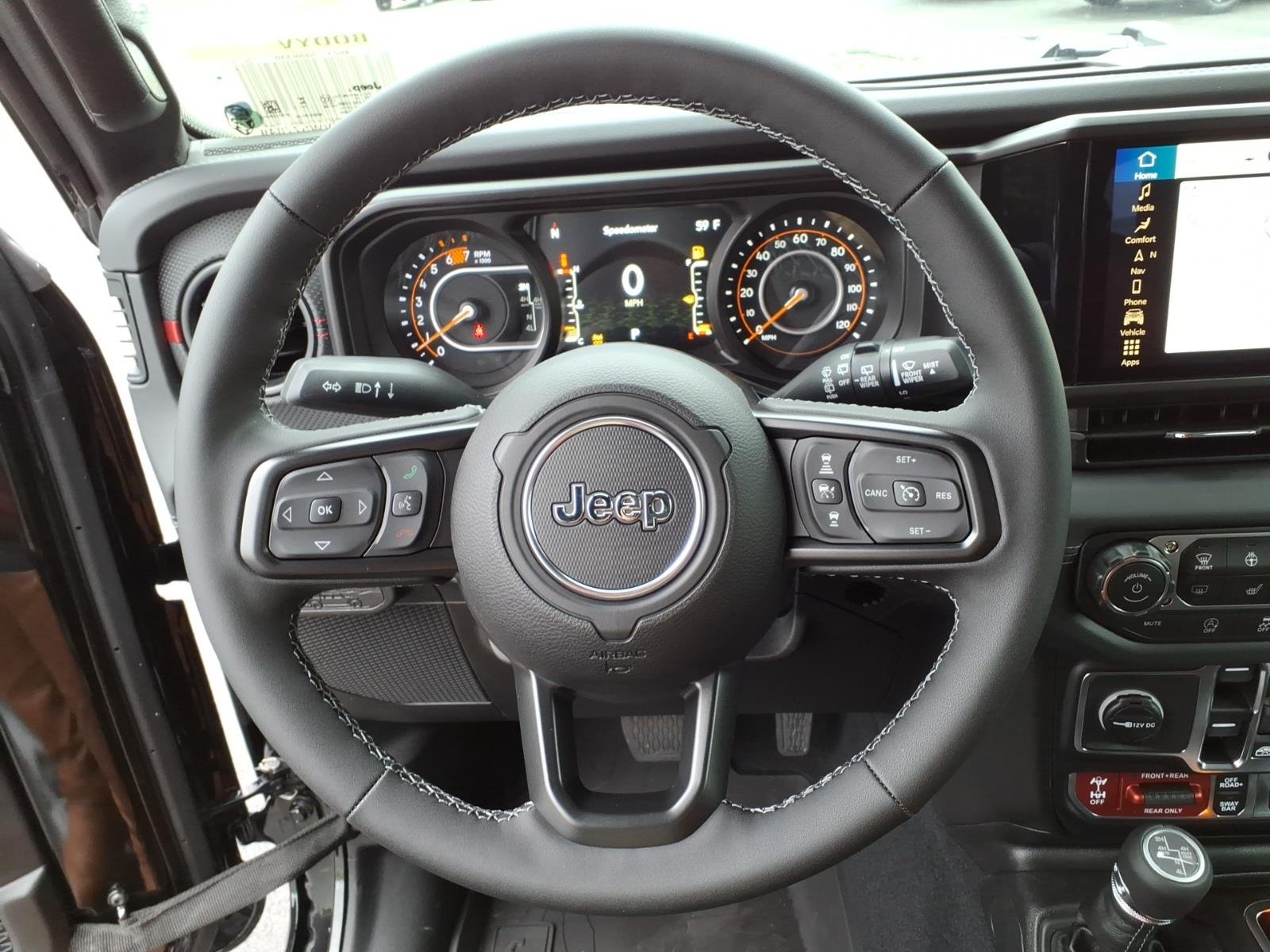 New 2027 Black Clear-Coat Paint Jeep Rubicon X image 18