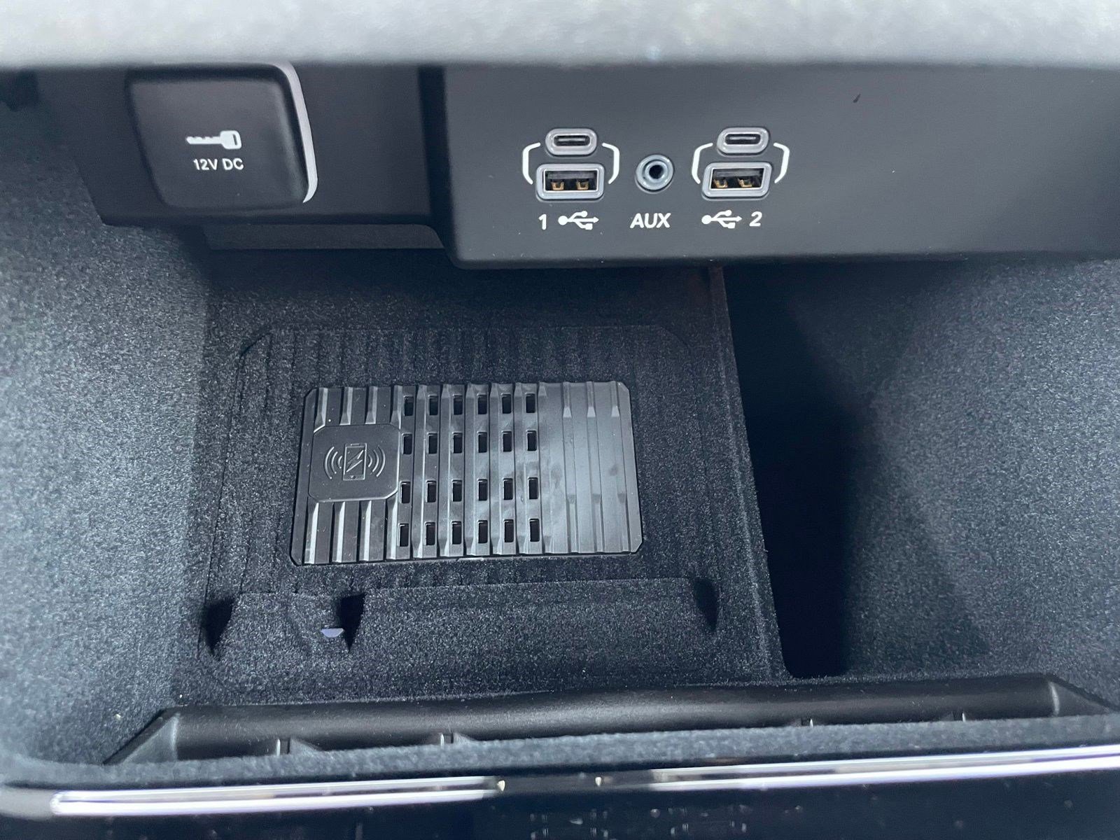 New 2026 Fathom Blue Pearlcoat Jeep Limited Altitude image 16
