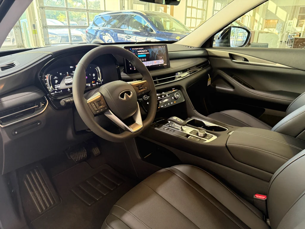 New 2027 BLACK OBSIDIAN INFINITI Pure FWD image 25