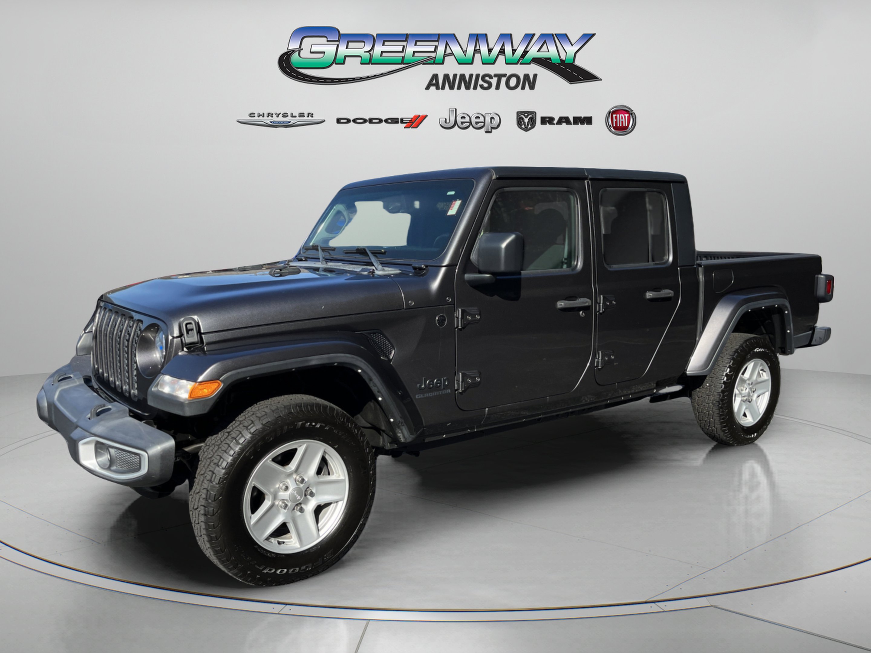 Used 2022 Granite Crystal Metallic Clearcoat Jeep  image 3