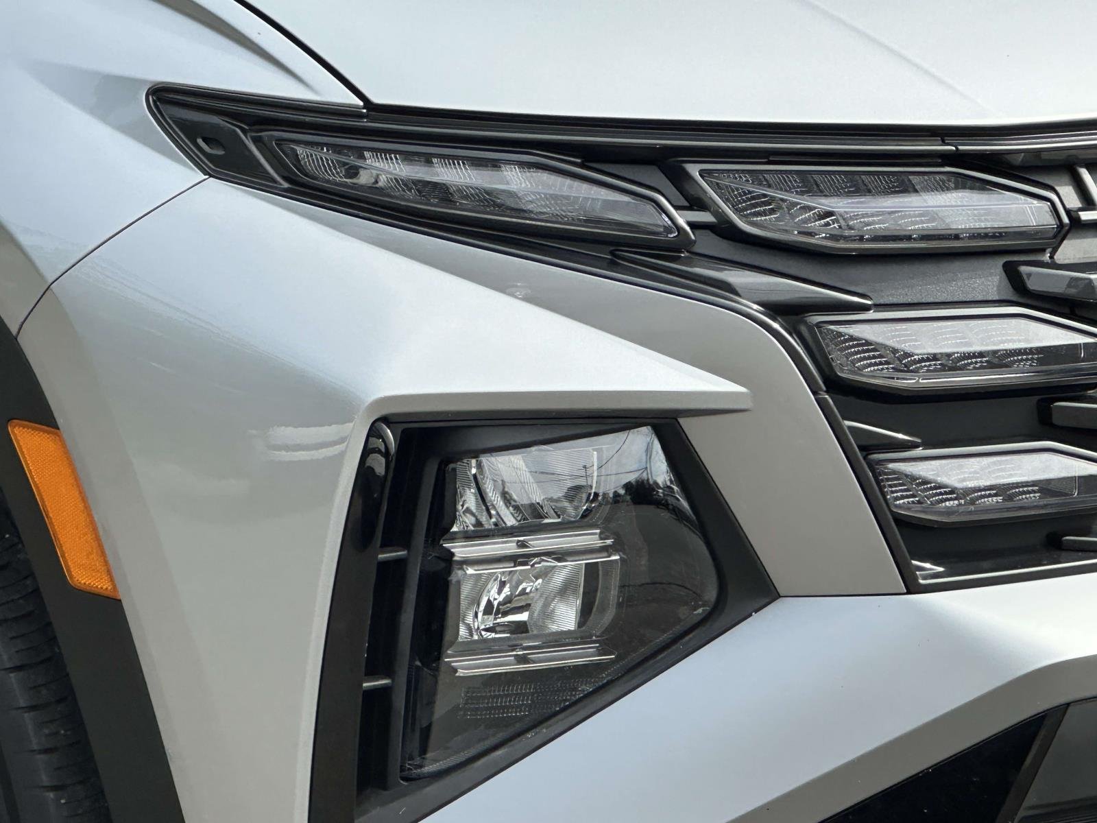 Certified Used 2025 Silver Hyundai SEL Convenience image 11