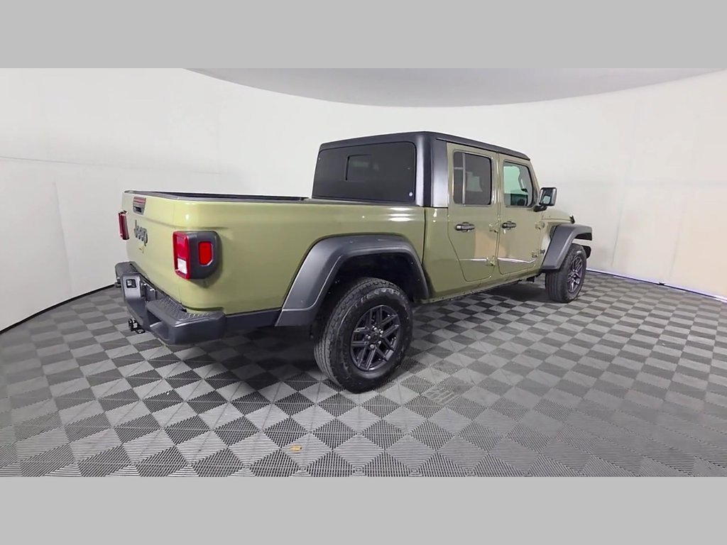 Used 2026 41 Jeep Sport S image 40