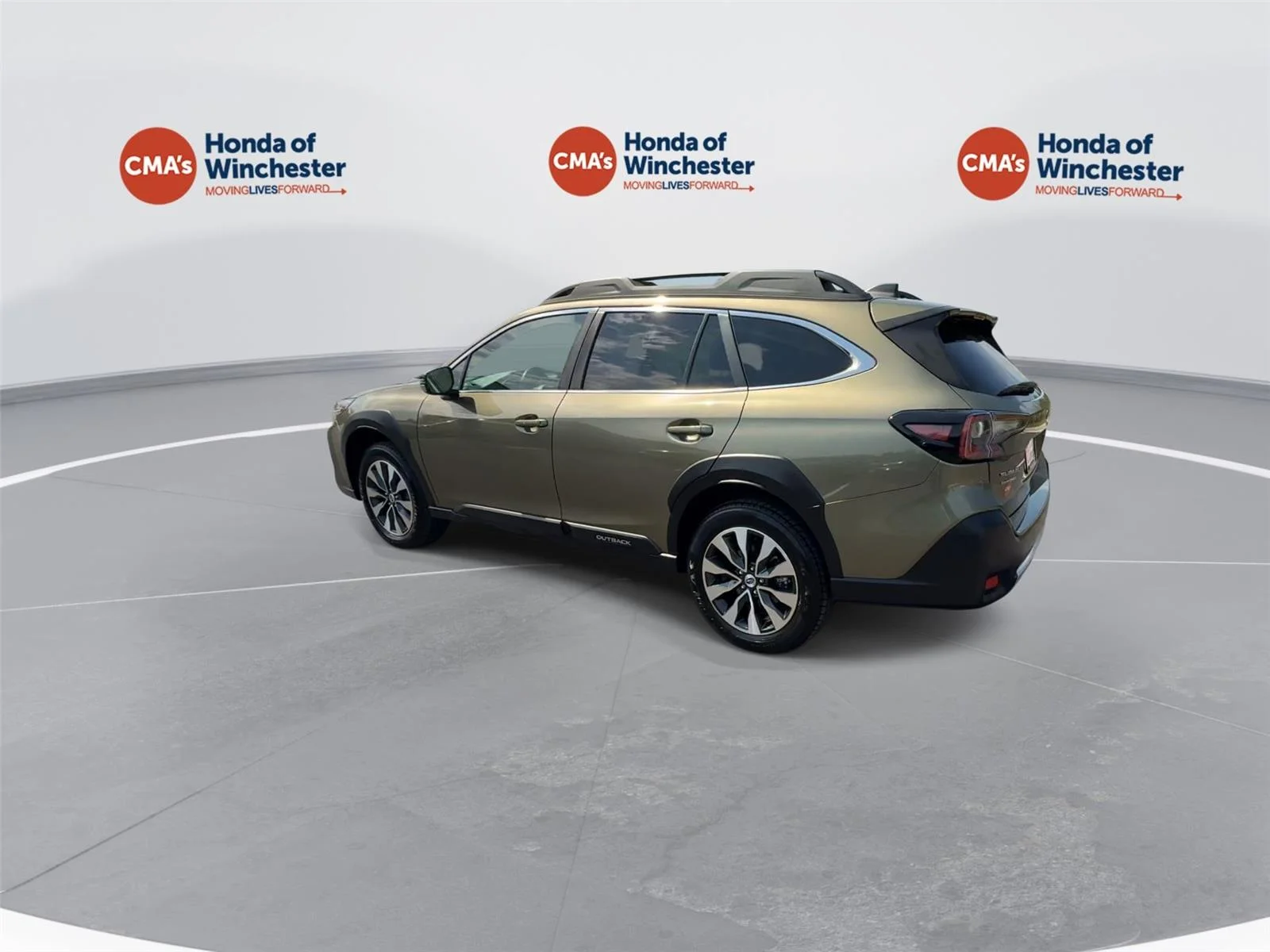 Used 2024 Autumn Green Metallic Subaru Limited image 6