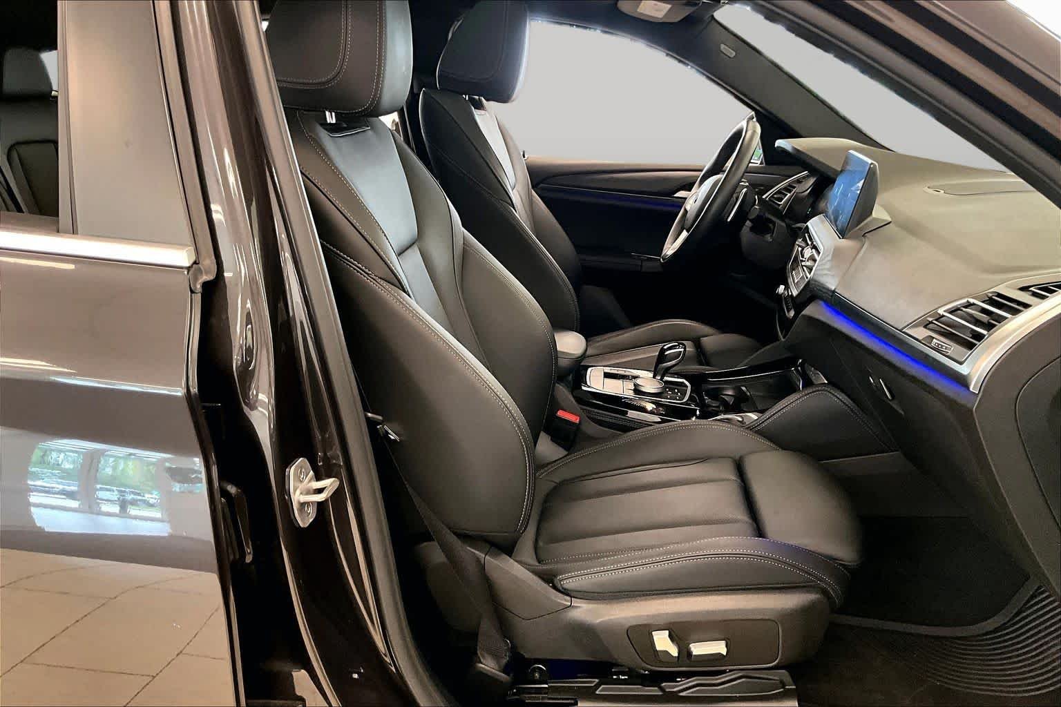 Pre-Owned 2023 BMW X4 XDrive30i