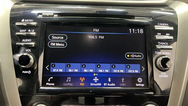 Used 2020 Super Black Metallic Nissan Platinum image 31