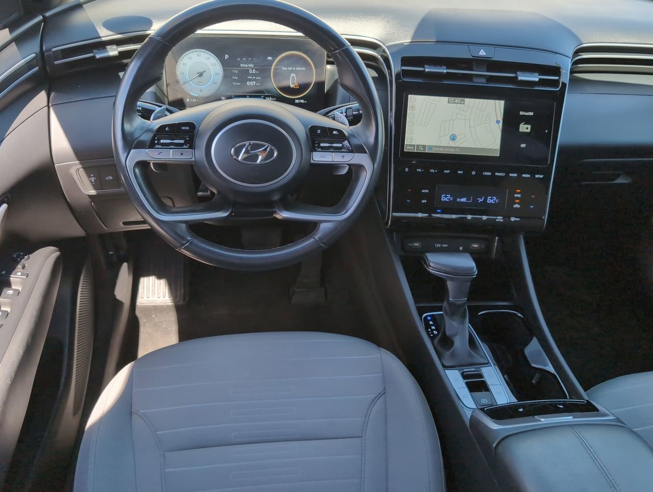 2023 Hyundai Santa Cruz SEL Premium - Photo 14