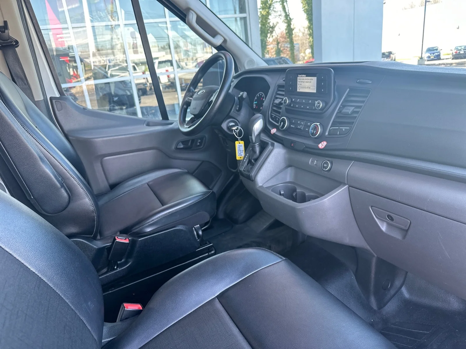 Used 2021 WHITE Ford  image 34