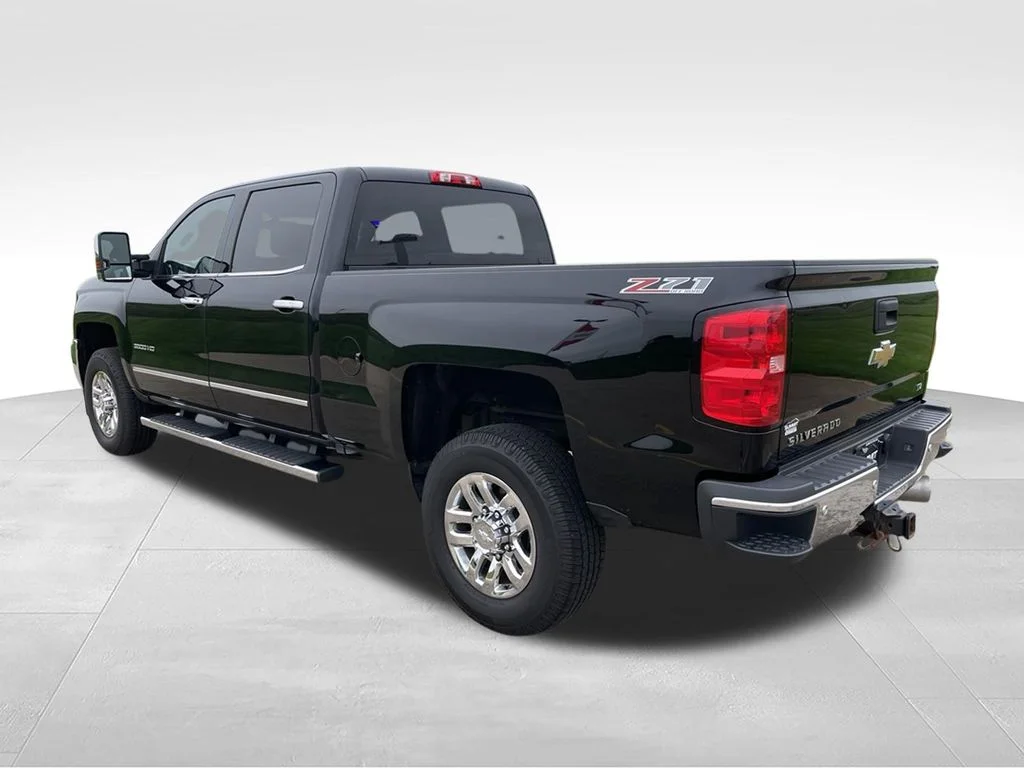 Used 2017 Black Chevrolet LTZ image 6