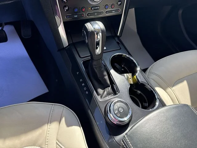 Used 2019 Blue Metallic Ford Limited image 24