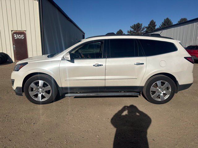 Used 2015 White Chevrolet LTZ image 9