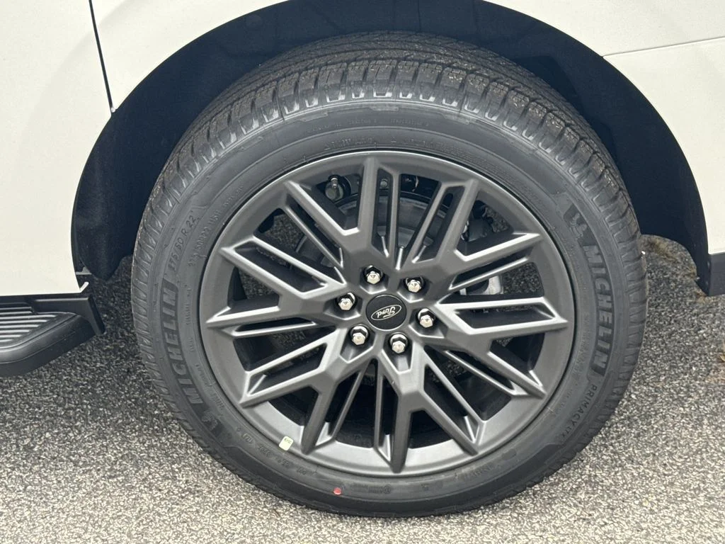 New 2026 White Ford Platinum image 20