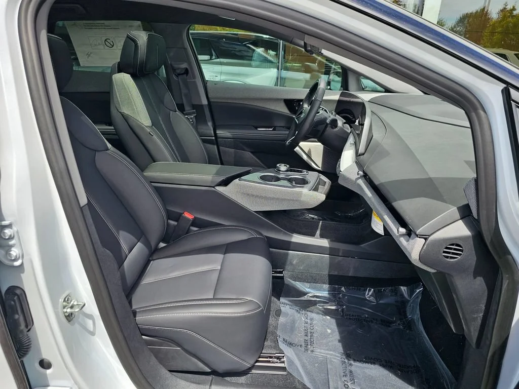 New 2026 Vibrant White Tricoat Cadillac Sport image 11