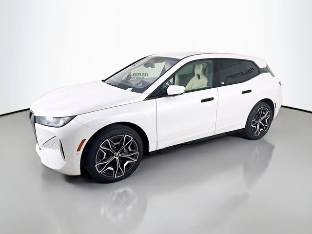 2026 BMW iX 45 - Photo 3