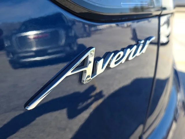 Used 2023 Blue Buick Avenir image 9