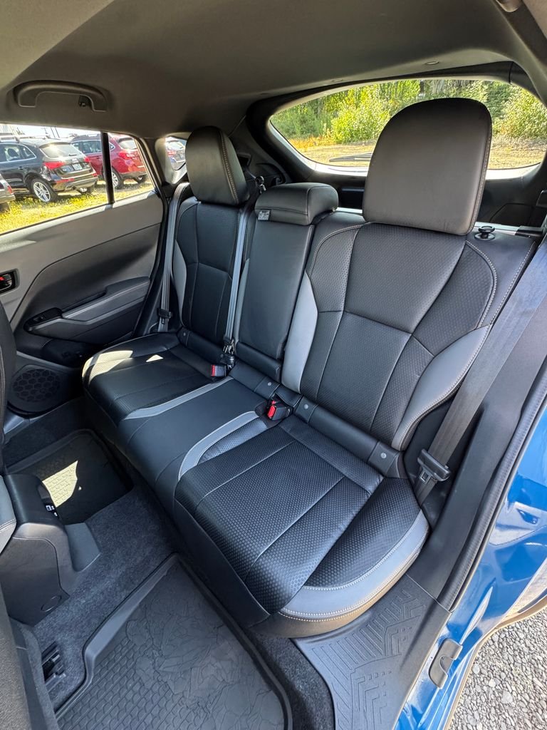 Used 2024 Geyser Blue Pearl Subaru Wilderness image 22