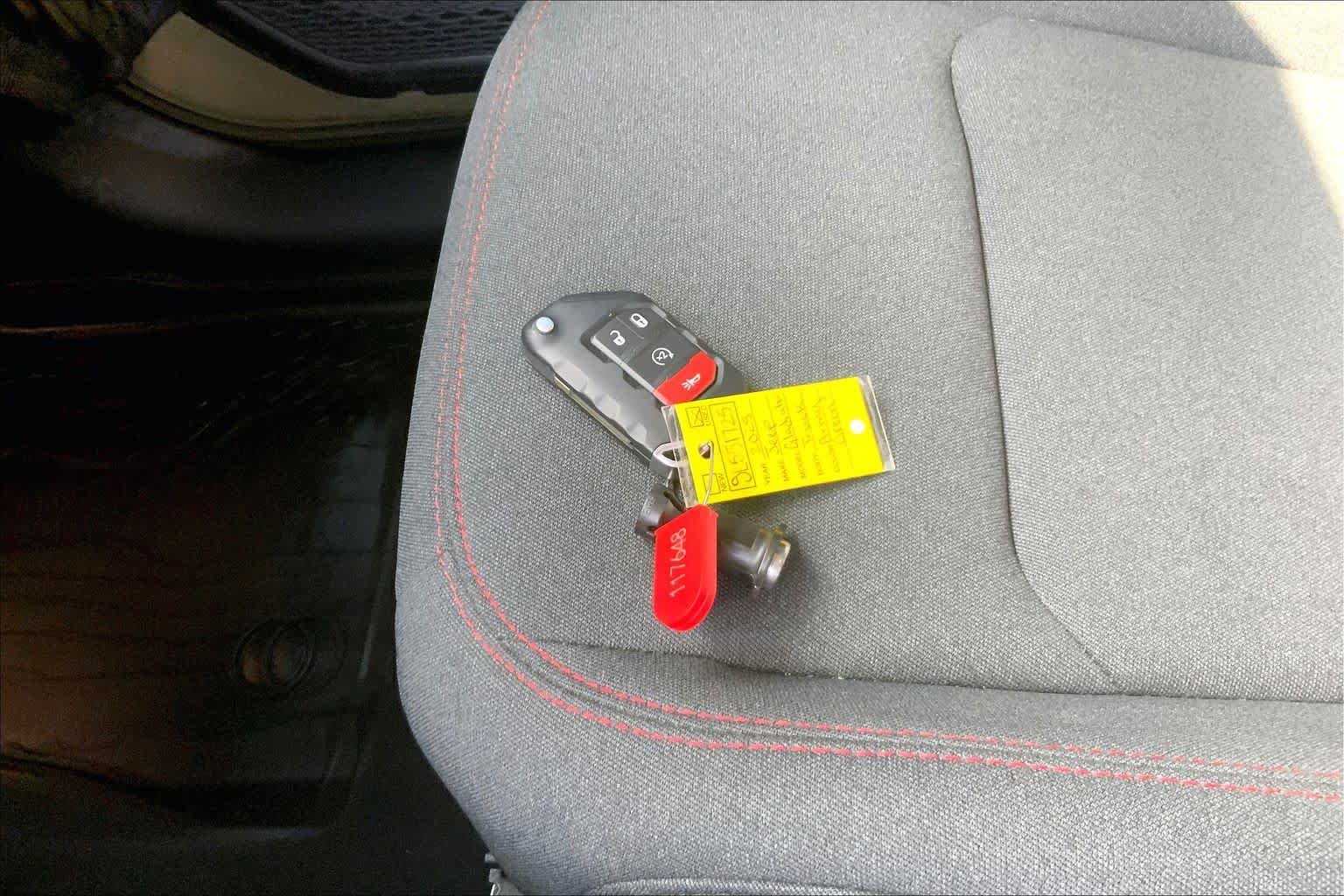 Used 2025 41 Jeep Rubicon image 13