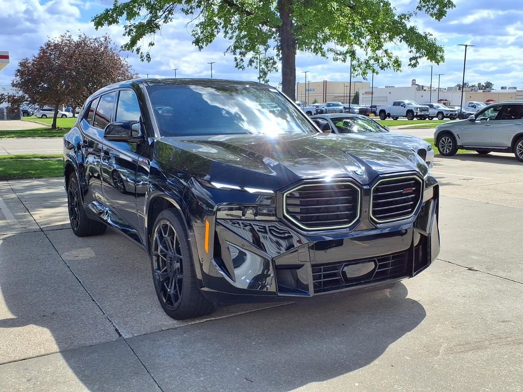 Used 2026 Black Sapphire Metallic BMW Label image 19