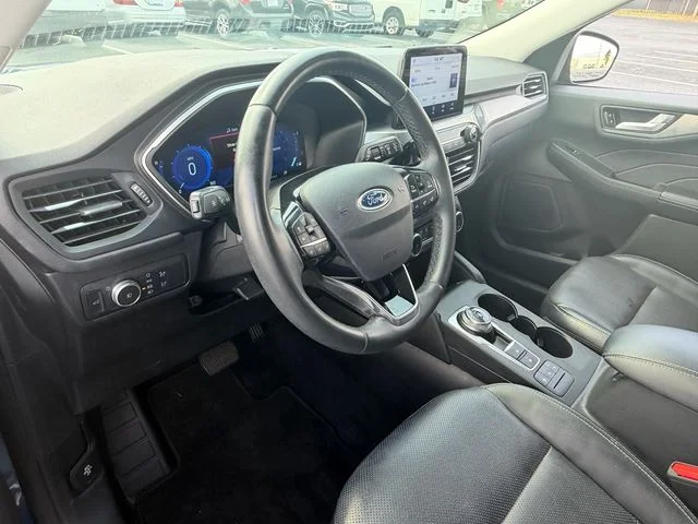 Used 2022 Blue Ford Titanium image 10