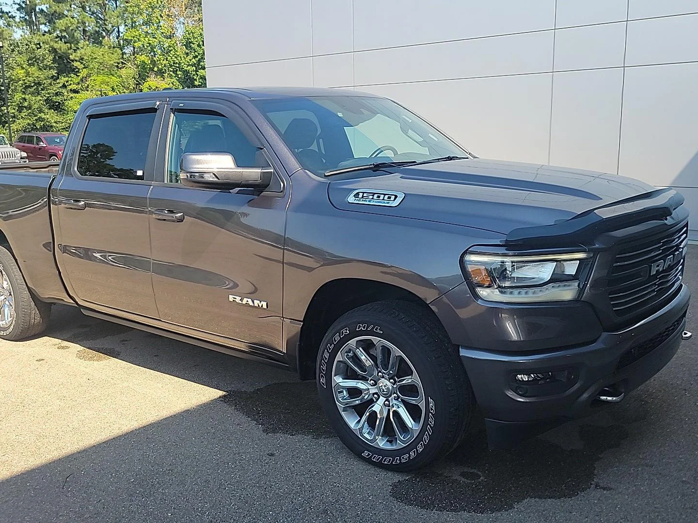 Used 2023 Granite Crystal Metallic Clearcoat Ram Laramie image 23