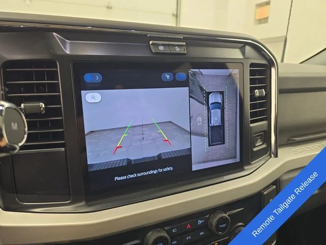 New 2026 Carbonized Gray Metallic Ford F-250® XLT image 31