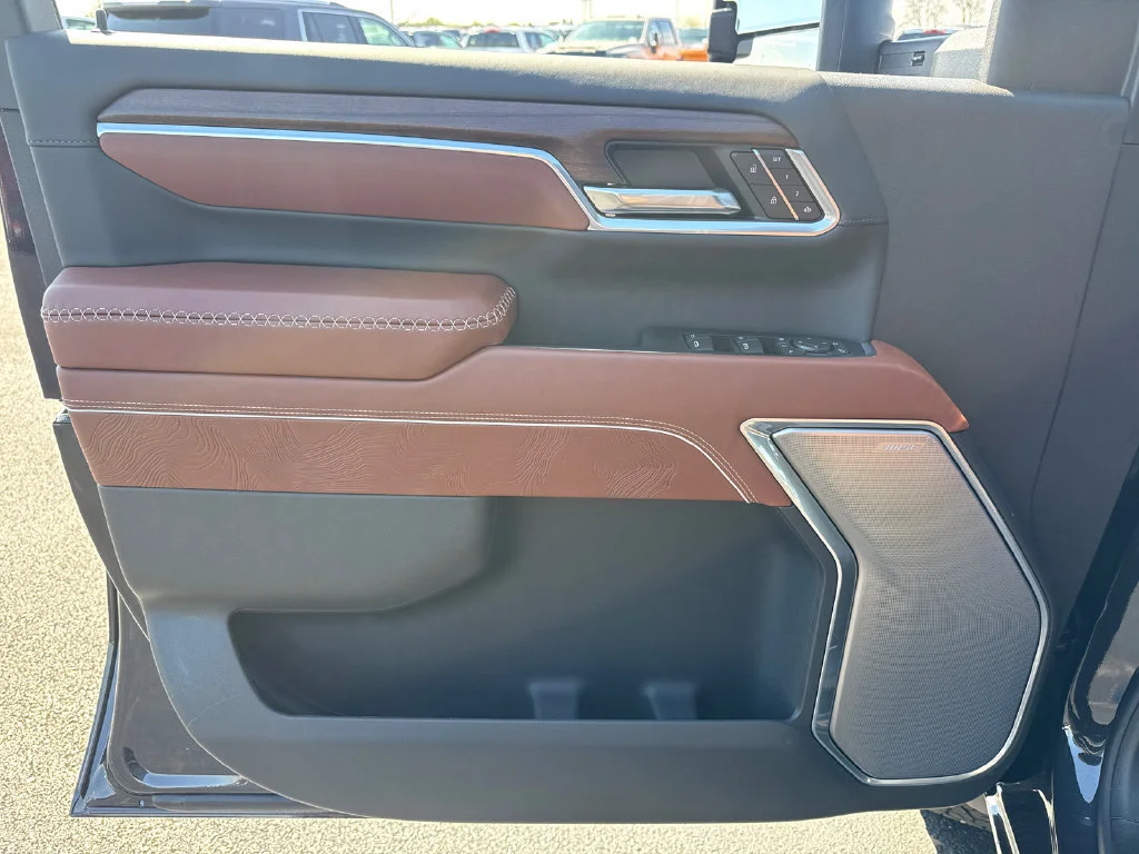 2026 GMC Sierra 2500HD Denali Ultimate - Photo 15