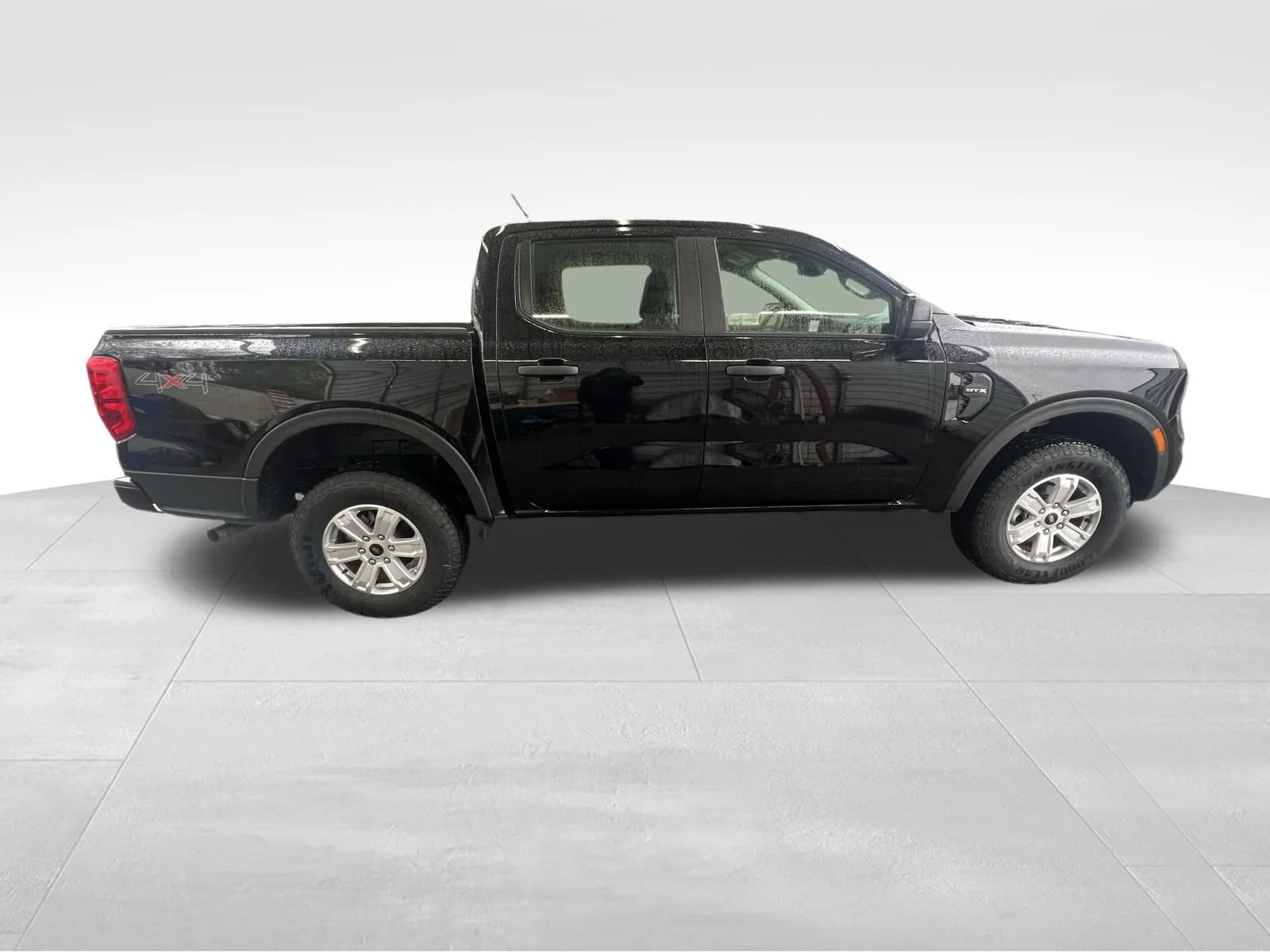 Used 2025 Black Ford XL image 4