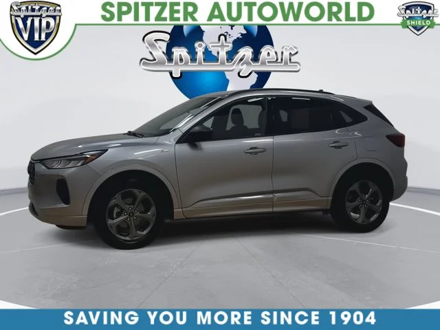 Used 2023 Silver Ford ST-Line image 7