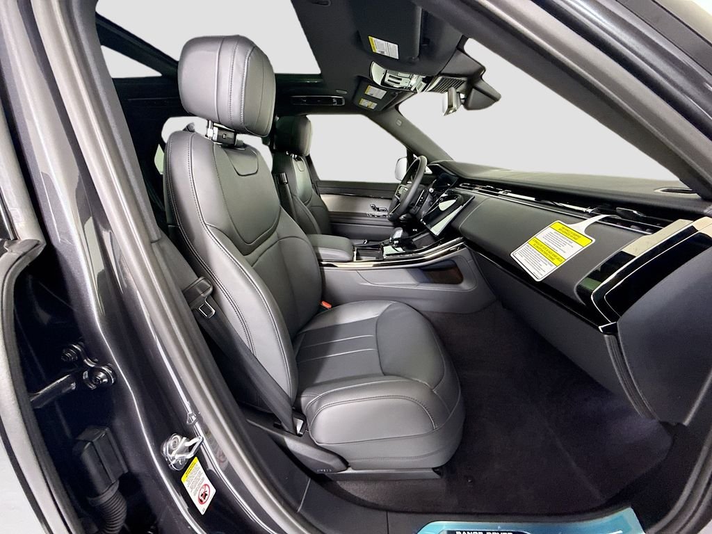 New 2026 Carpathian Grey Land Rover Dynamic SE image 20