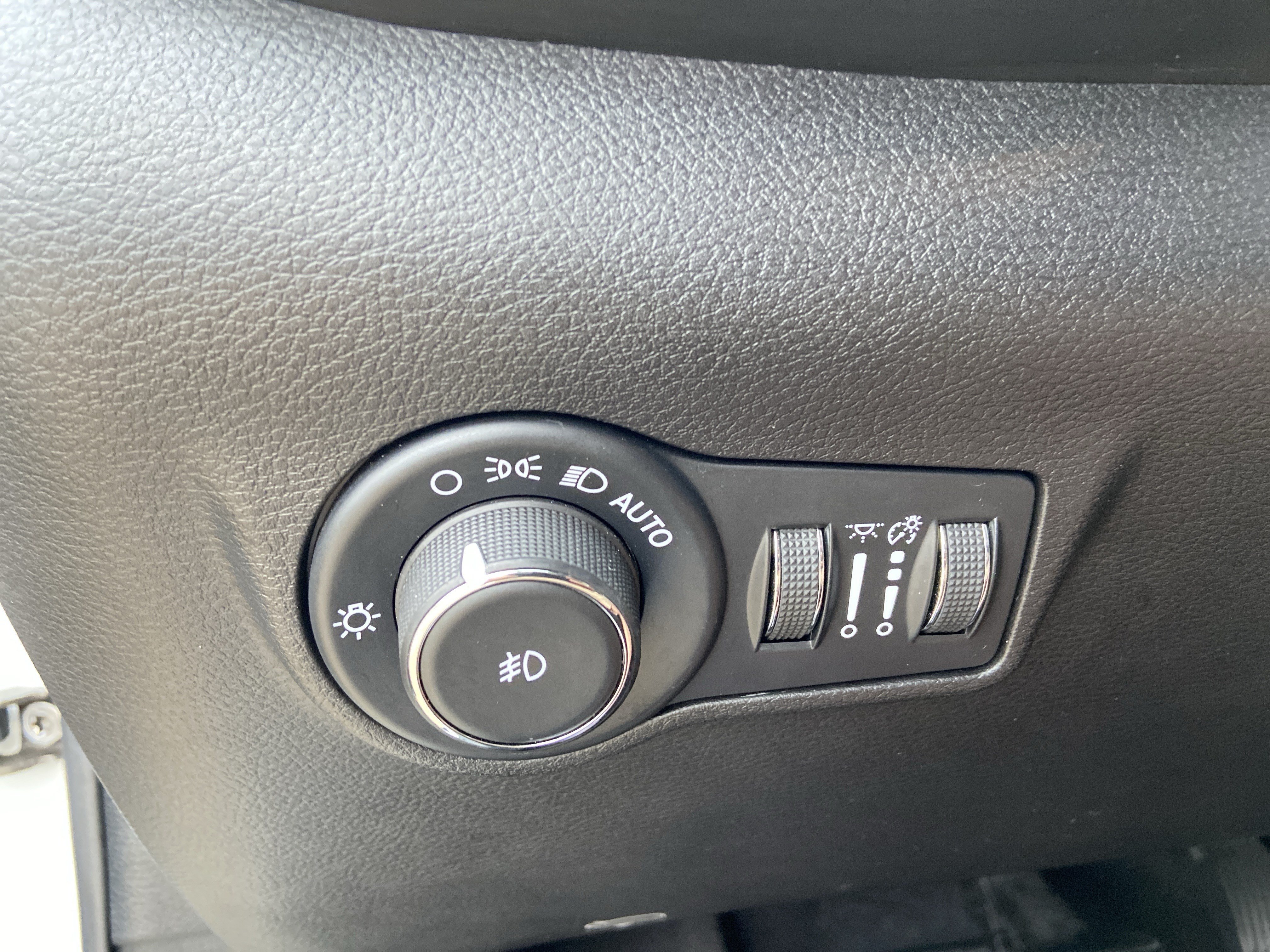 2025 Jeep Compass Limited - Photo 43