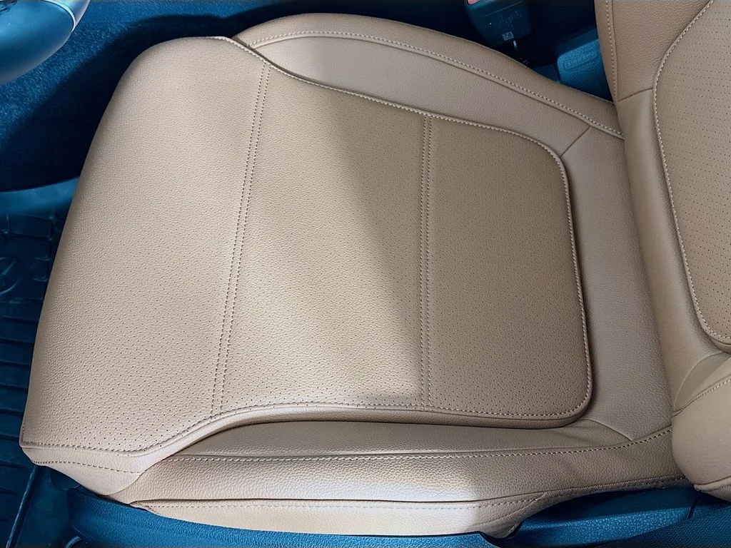Used 2026 Polar White Mercedes-Benz C 300 image 18