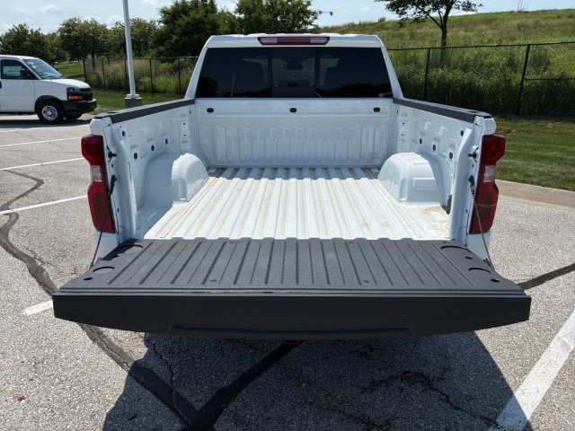 New 2026 Summit White Chevrolet LT image 16