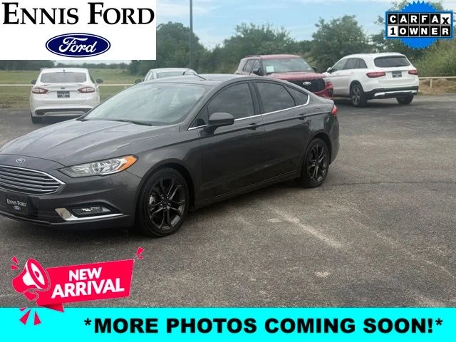 2018 Ford Fusion SE FWD's photo