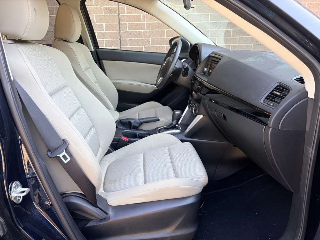 Used 2015 Deep Crystal Blue Mica Mazda Touring image 15