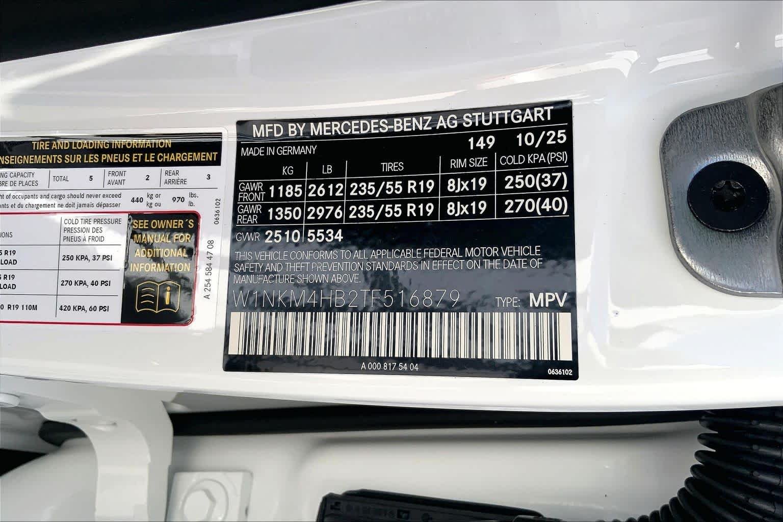 Certified Used 2026 Polar White Mercedes-Benz GLC 300 image 33